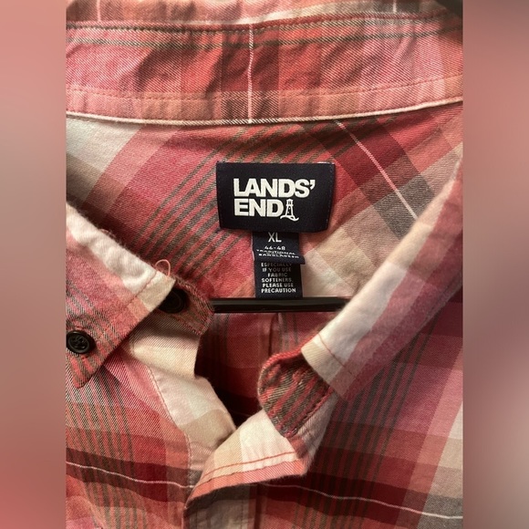 ❗️SOLD❗️Men’s plaid button down - Picture 2 of 3